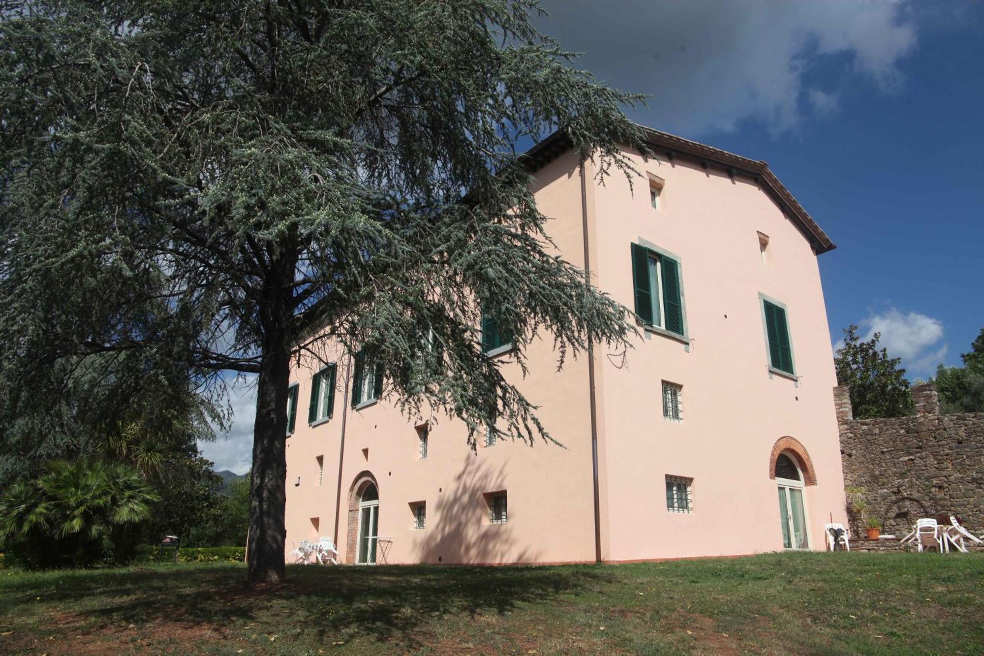 Bed And Breakfast Villa Torre Degli Onesti Apartments Lukka Zewnętrze zdjęcie